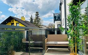 Modern - Free Parking - Balcony